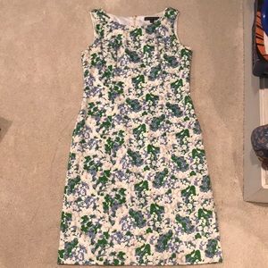 Floral sleeveless dress